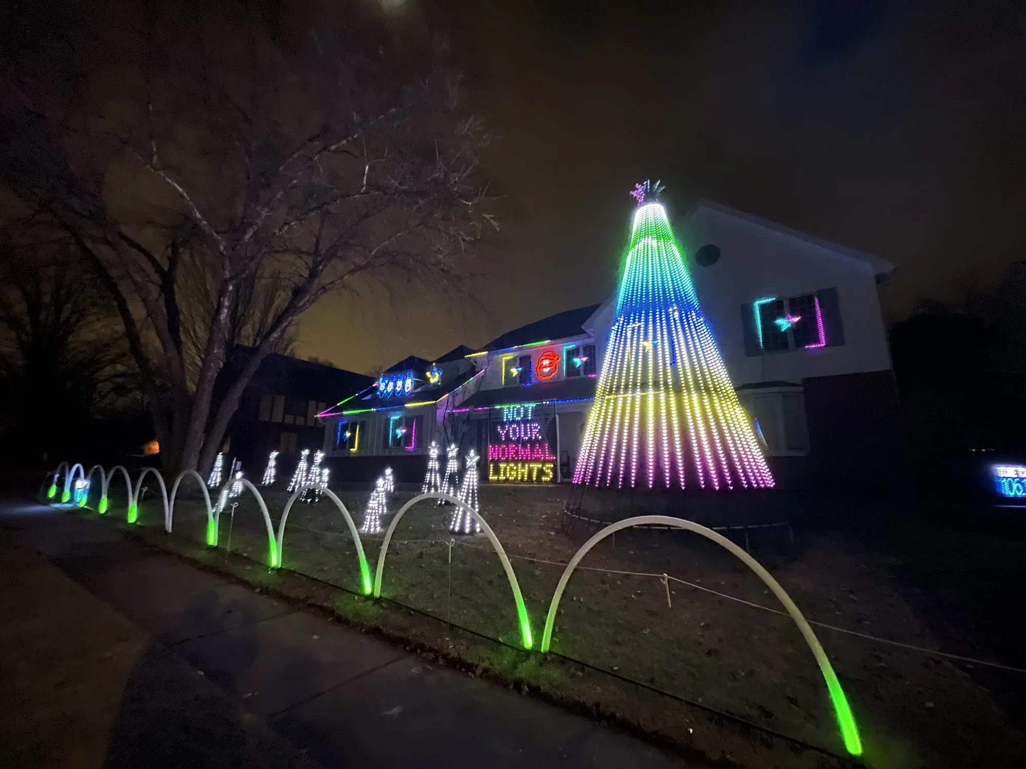 Rainbow arches, 2023